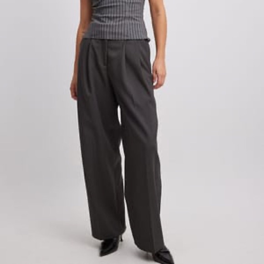 NWT NAKD High Waist Pleated Wide Leg Pants Dark Grey
